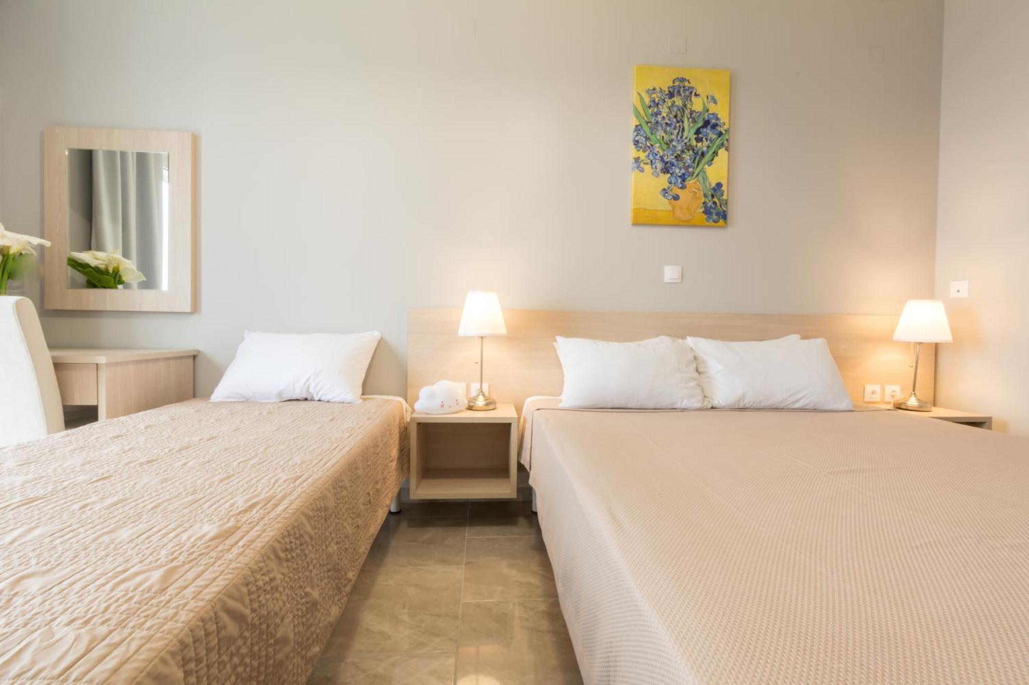 Corfu Aquamarine Aparthotel Notos Room photo