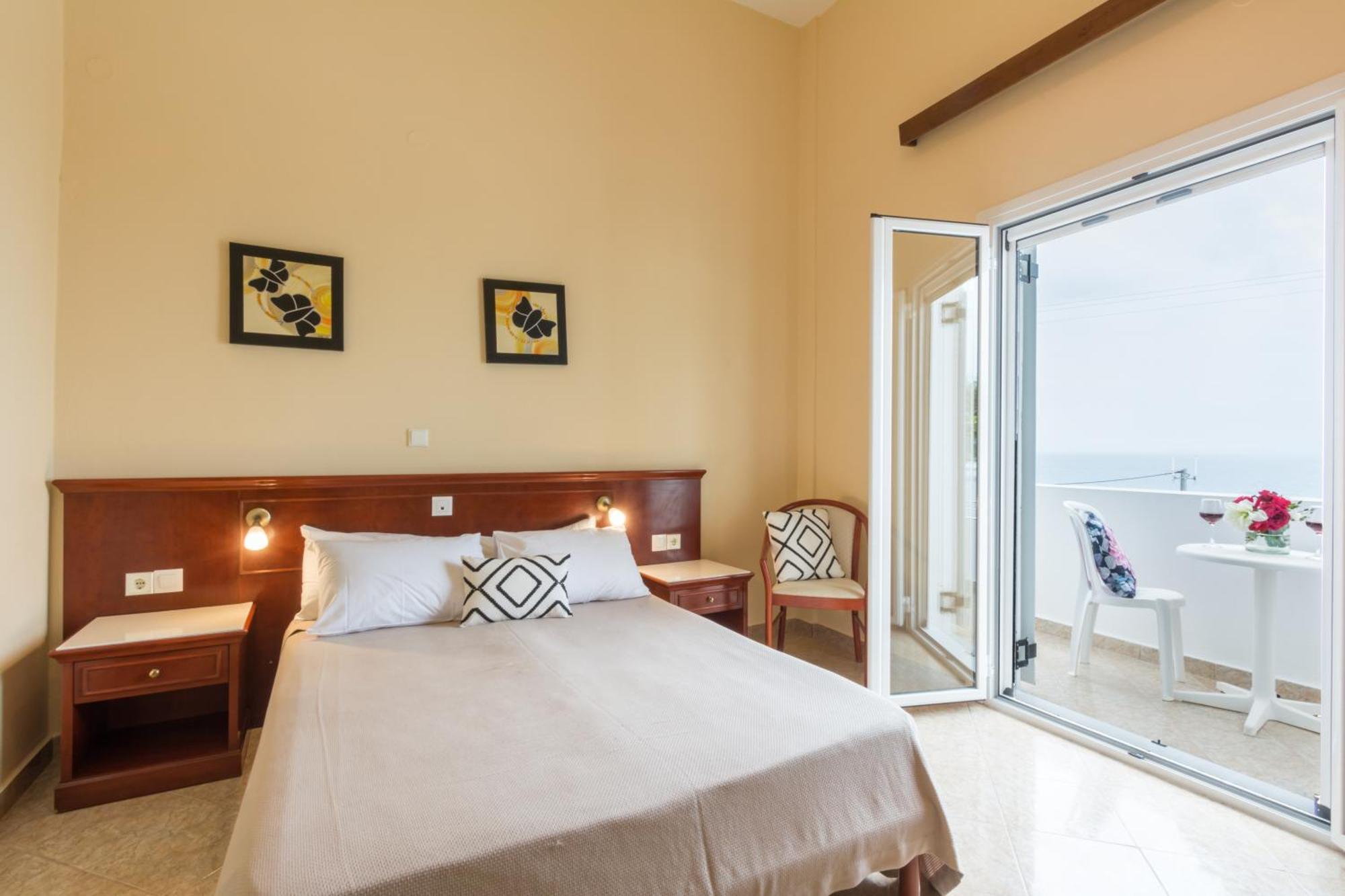 Corfu Aquamarine Aparthotel Notos Room photo